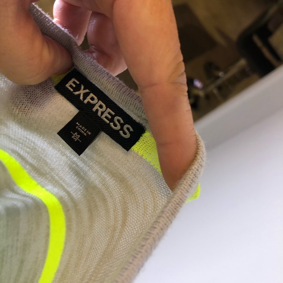 Fun Express Top! - Picture 5 of 6